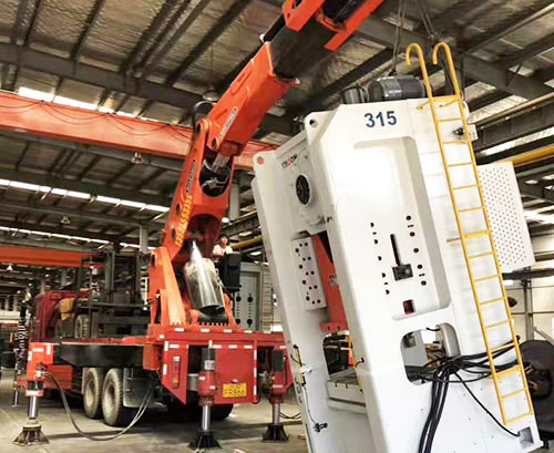 殷都提升工作效率，选择优质折臂吊租赁服务