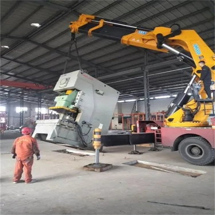 殷都80吨折臂吊车出租附近电话